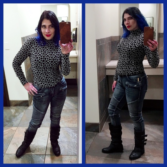 JUST MODELING MORE FAVORITE POSHMARK PURCHASES! - Picture 4 of 8